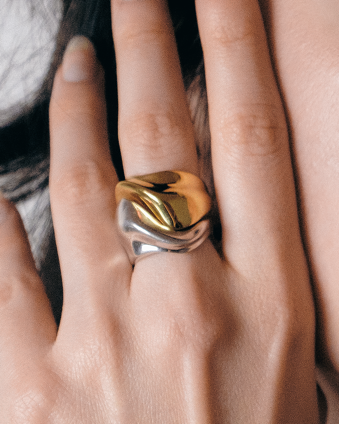 Seren Double Ring | Mixed Materials