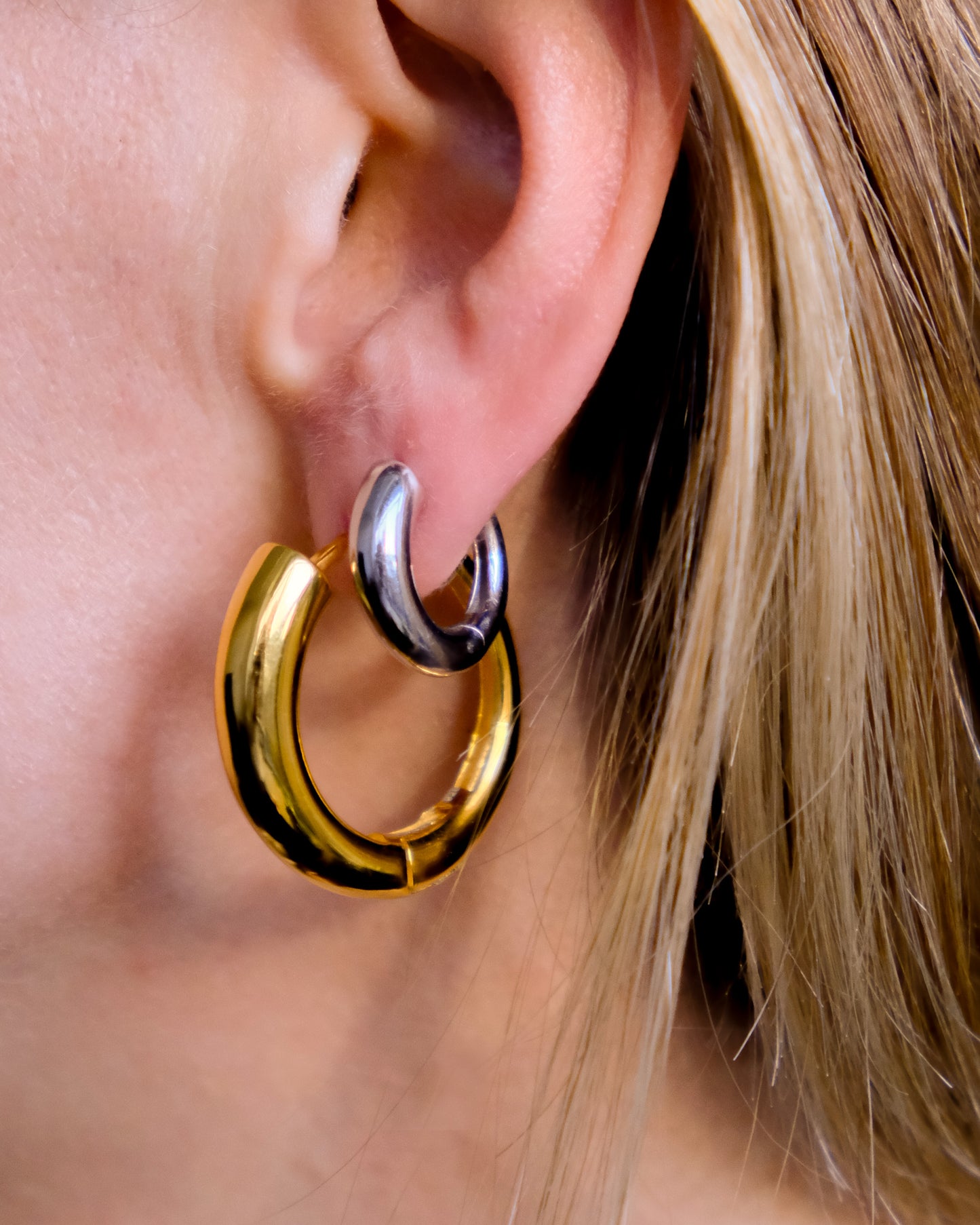 Nia Large Hoops | Gold Vermeil