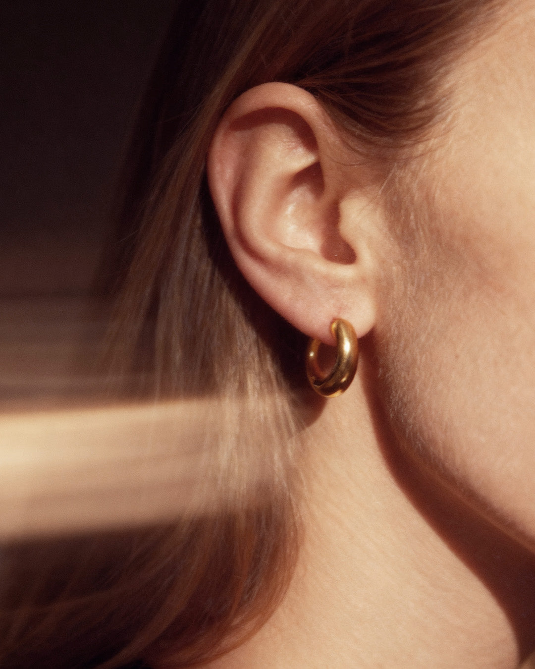 Nia Small Hoops | Gold Vermeil