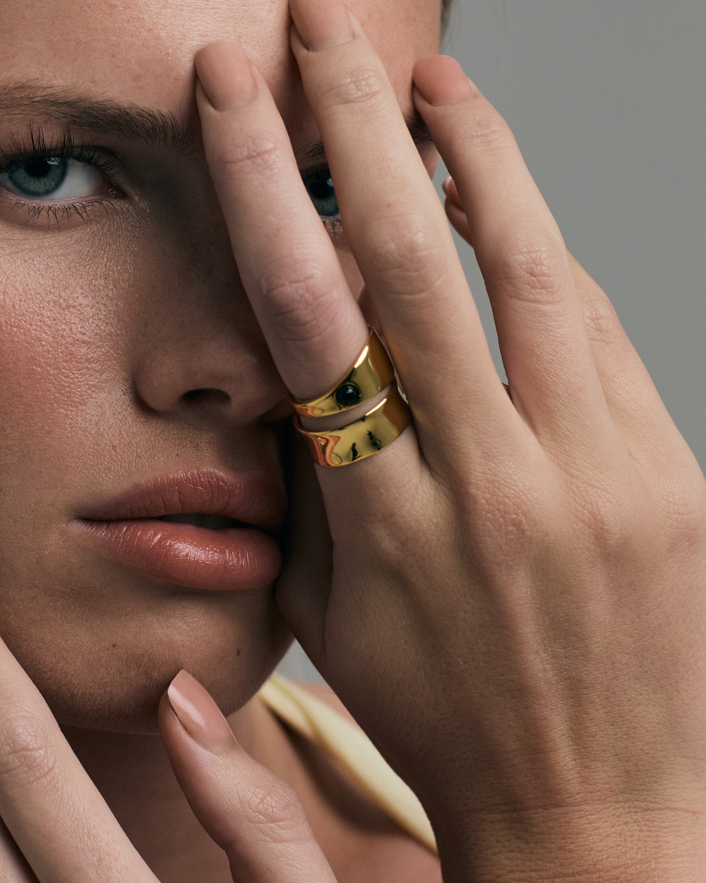 Iris Band Ring | Gold Vermeil