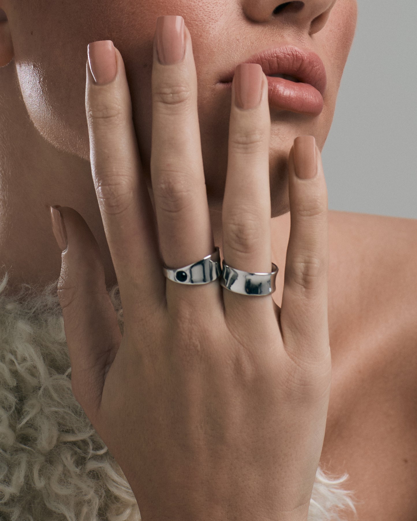 Iris Band Ring | Sterling Silver
