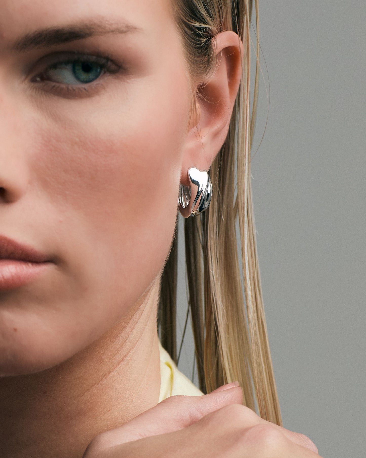 Milos Wave Hoops | Sterling Silver