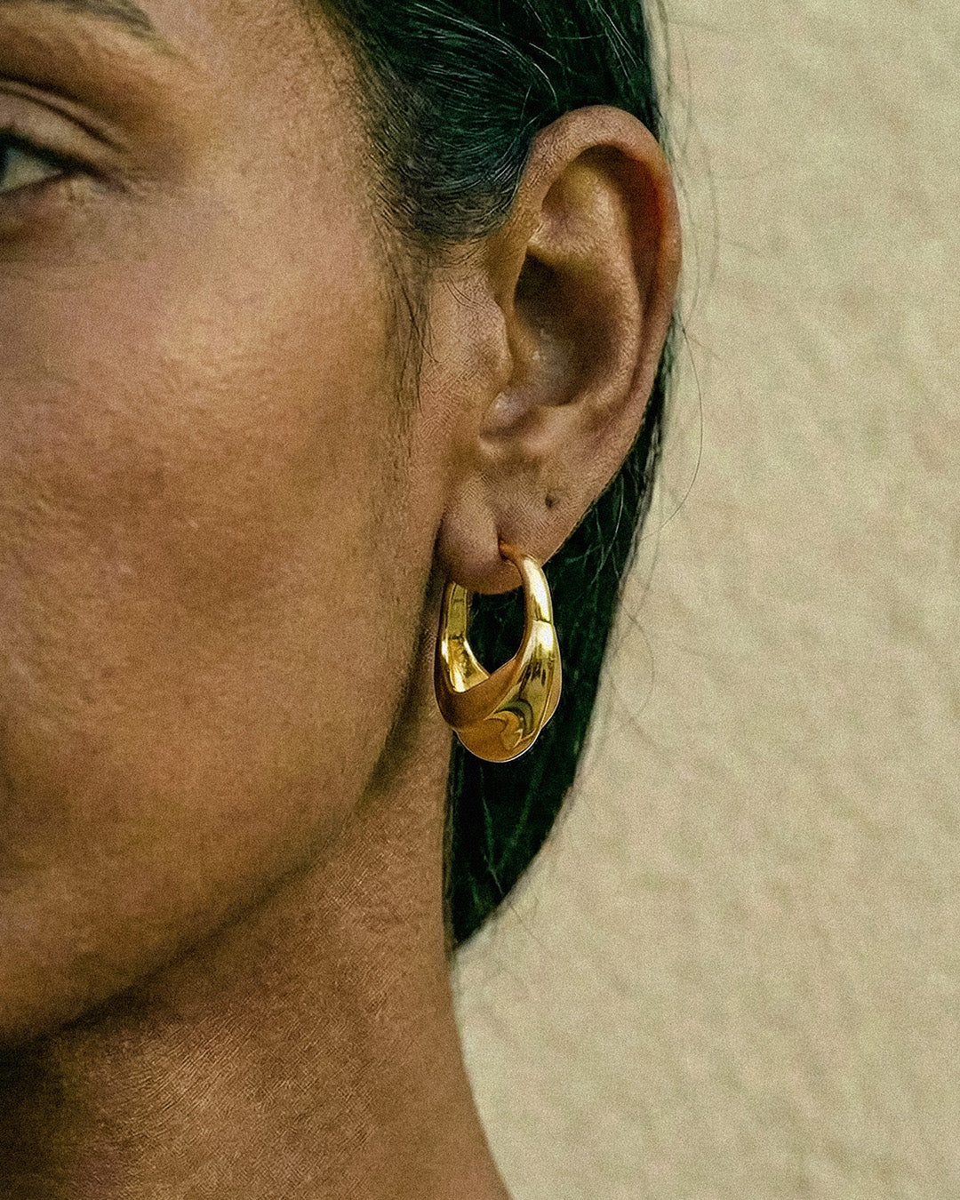 Elya Hoops | Gold Vermeil