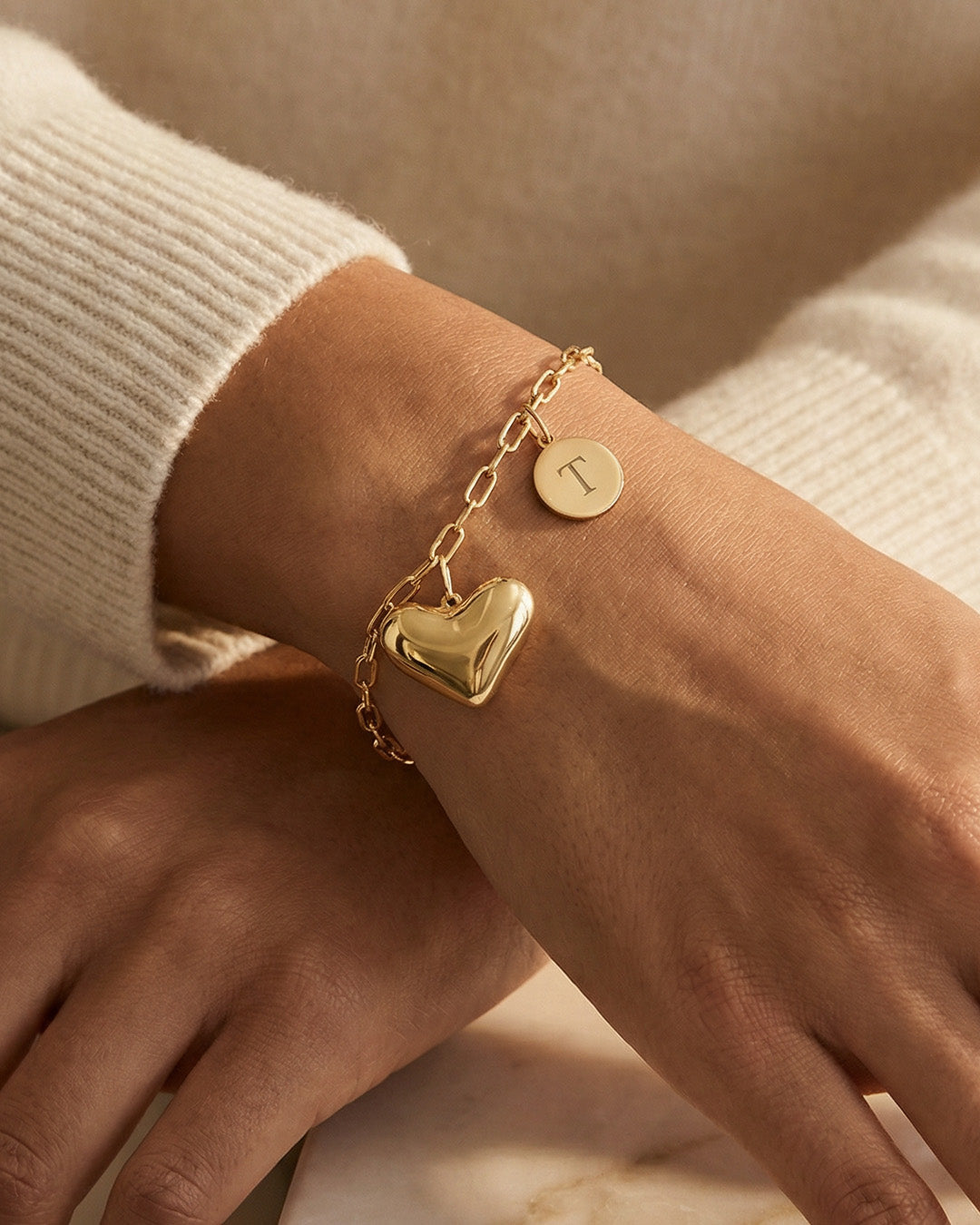Engravable Heart Bracelet