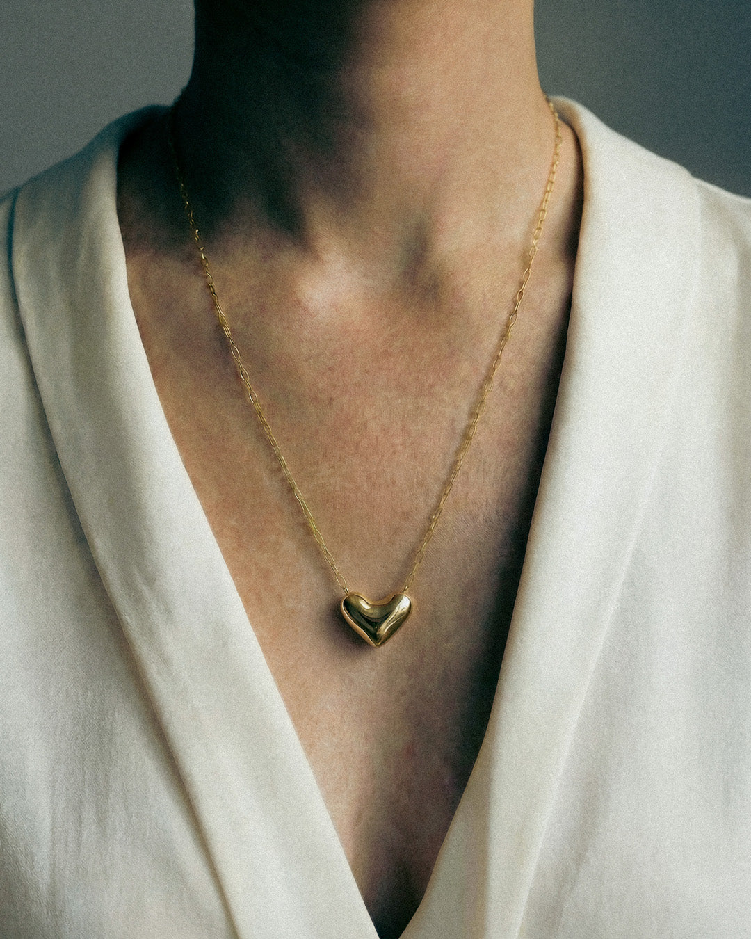 Noa Engravable Heart Pendant