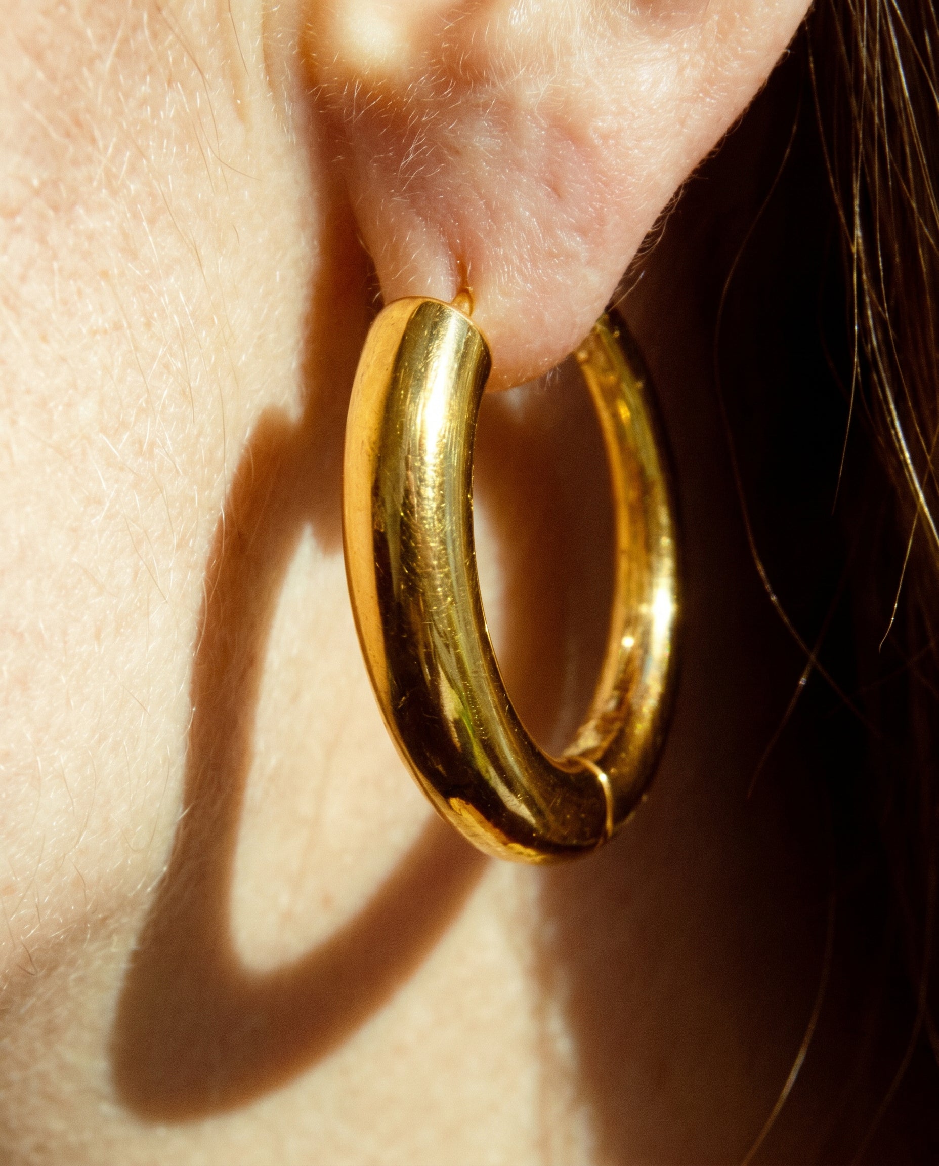 Nia Large Hoops | Gold Vermeil